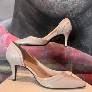 Kelly & Katie Taupe Pointed Toe Heels